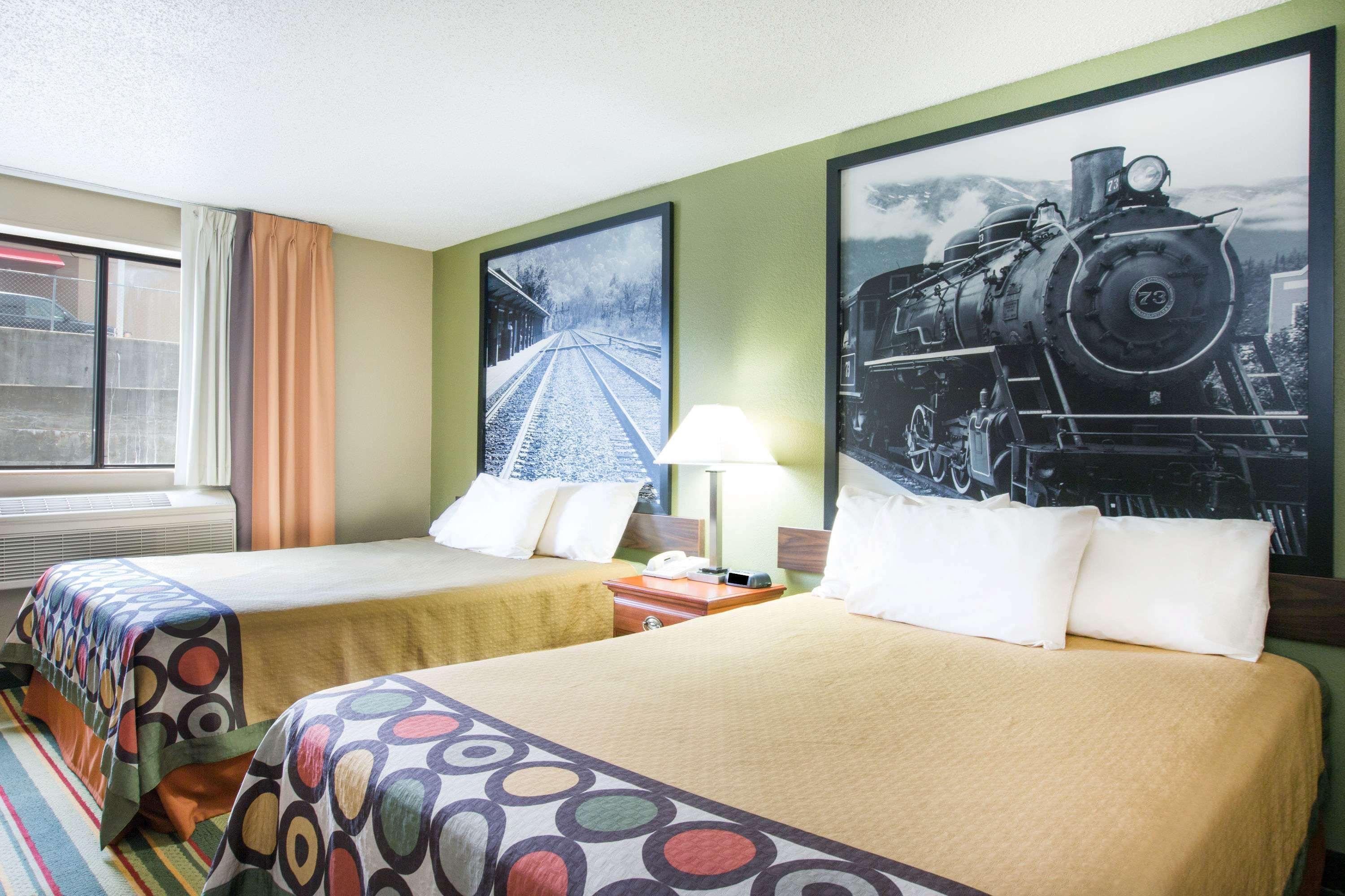 Super 8 By Wyndham Beckley Hotel Kültér fotó