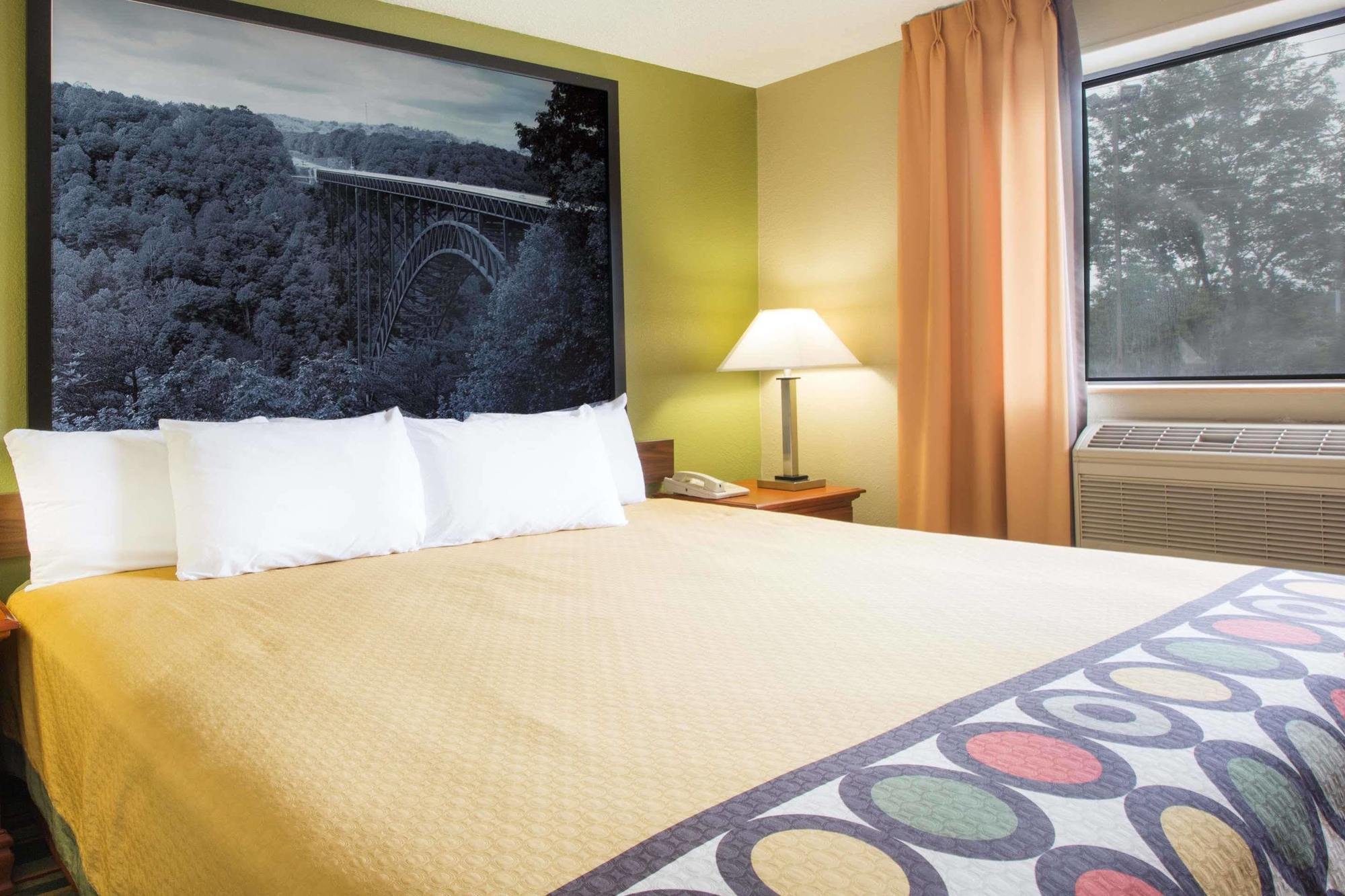 Super 8 By Wyndham Beckley Hotel Kültér fotó